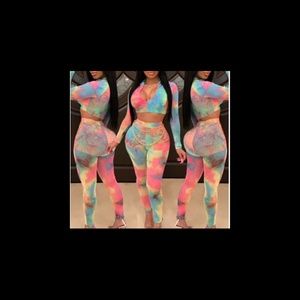 Two-piece long-sleeve track suit